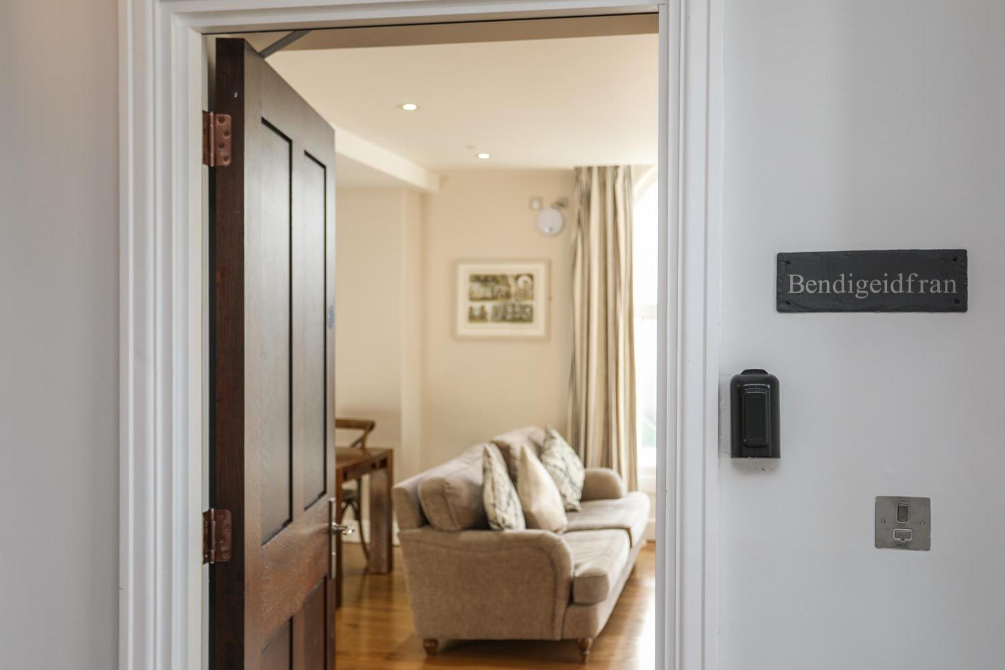 Harlech Apartments - Bendigeidfran Exteriér fotografie